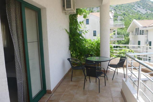 Roman Gardens Studio Apartment Risan Exterior foto